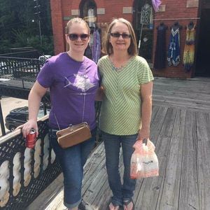 Meet your Posher, Norma